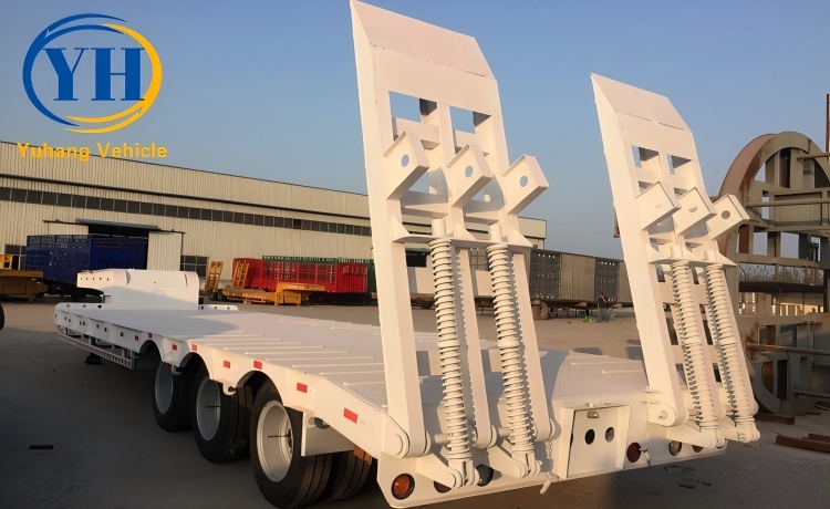 Yh 3 axle low bed vehicle 4 100094