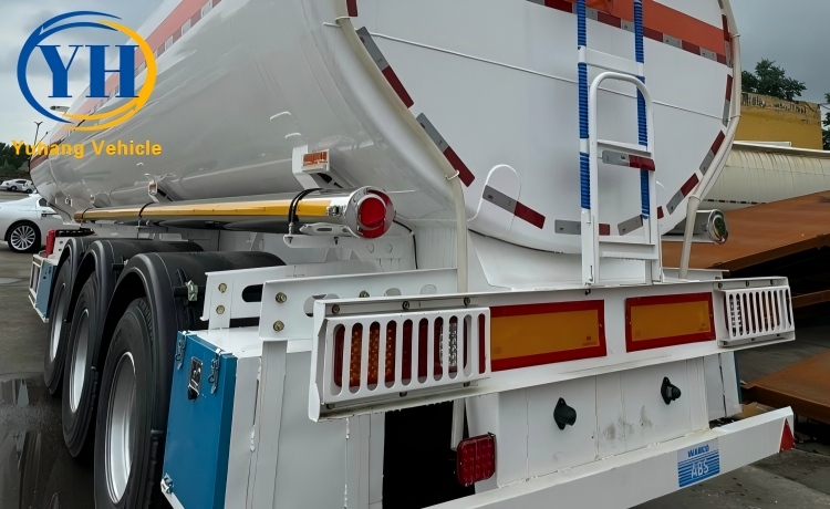 Yh 45cbm gasoline tanker trailer 4 100045