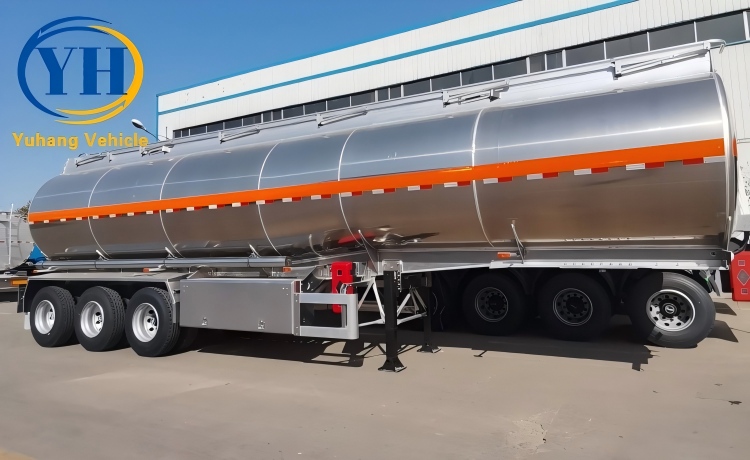 Yh tri axle aluminum alloy petrol tankers 2 100067