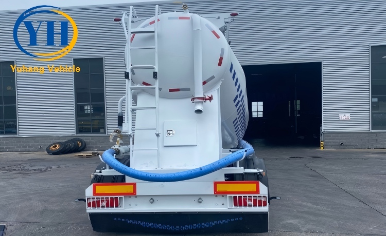 Yh tri axle silo trailer price 4 100237